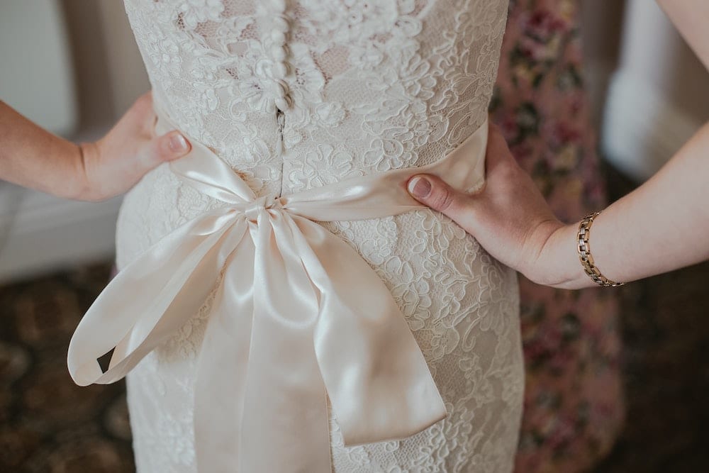 wedding dress bow