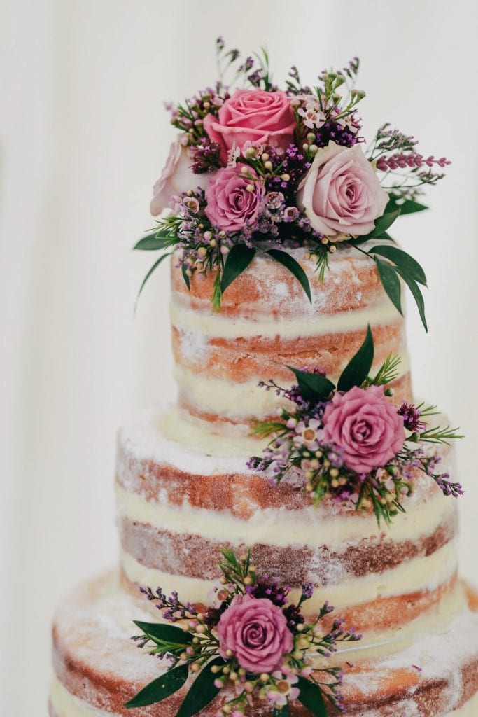 25 UNIQUE WEDDING CAKE FLAVOURS