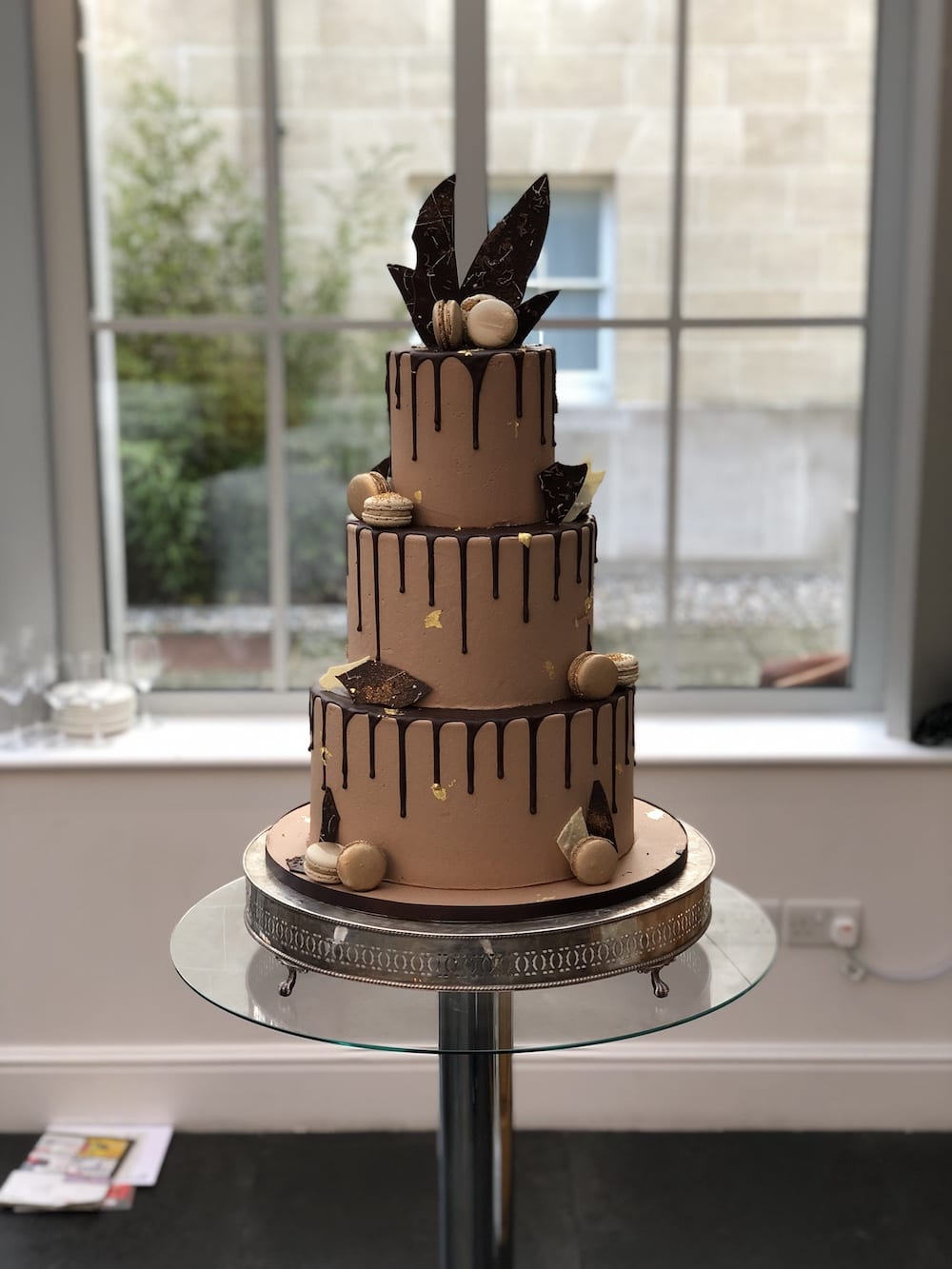 dark wedding cake