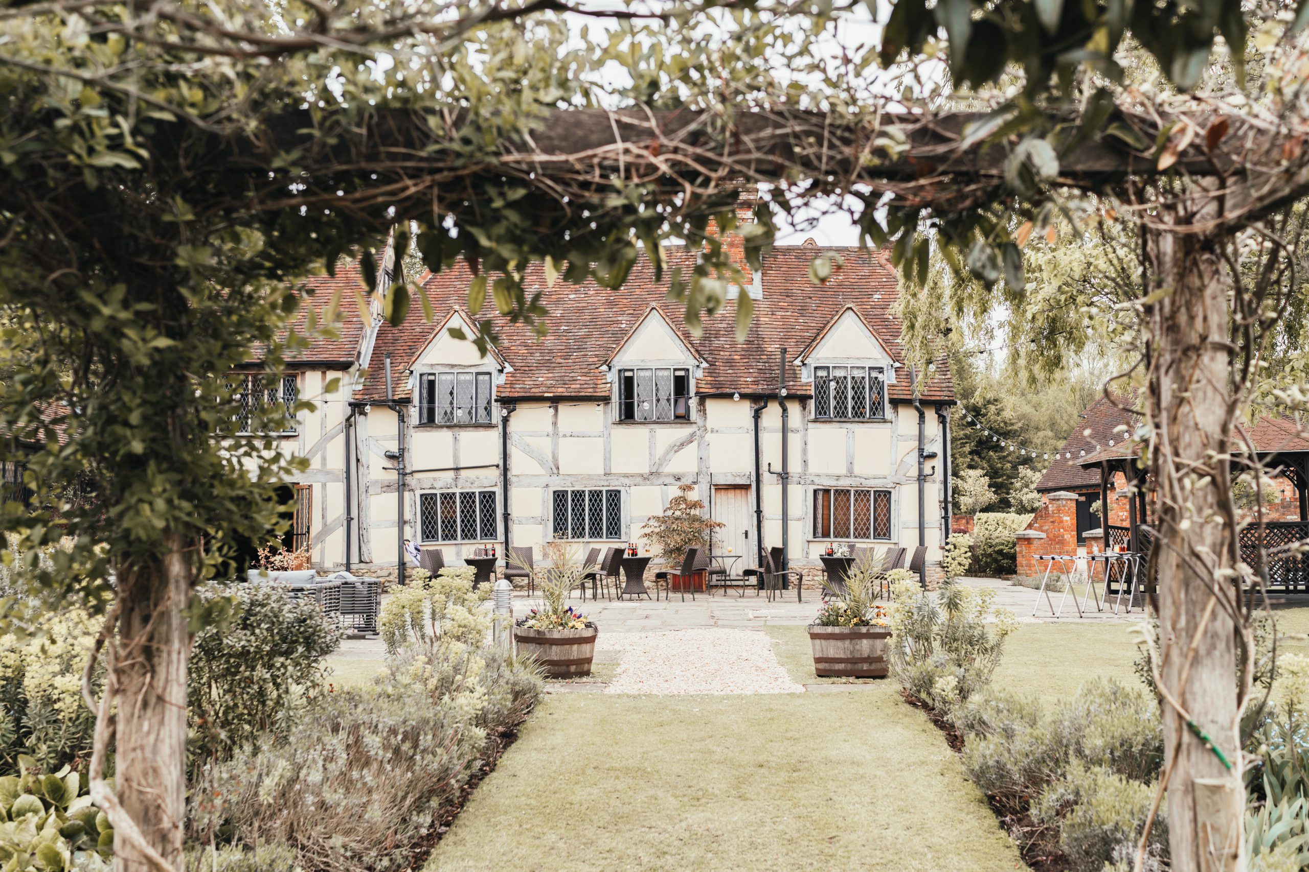 Exclusive Use vs. Non-Exclusive Use Wedding Venues