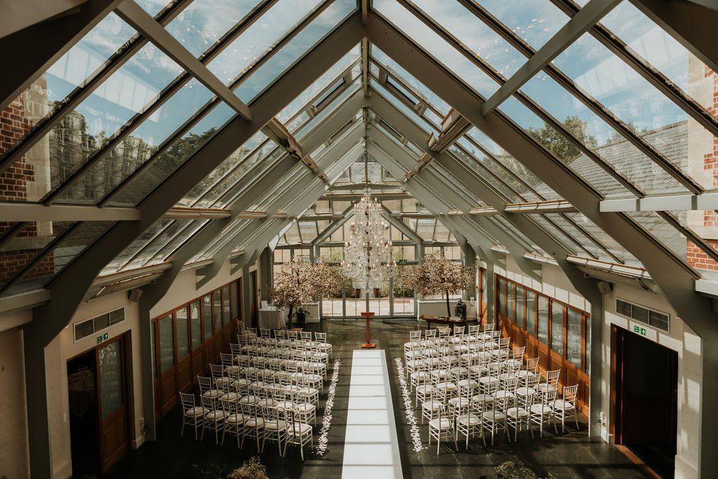 Large capacity wedding venue in Surrey