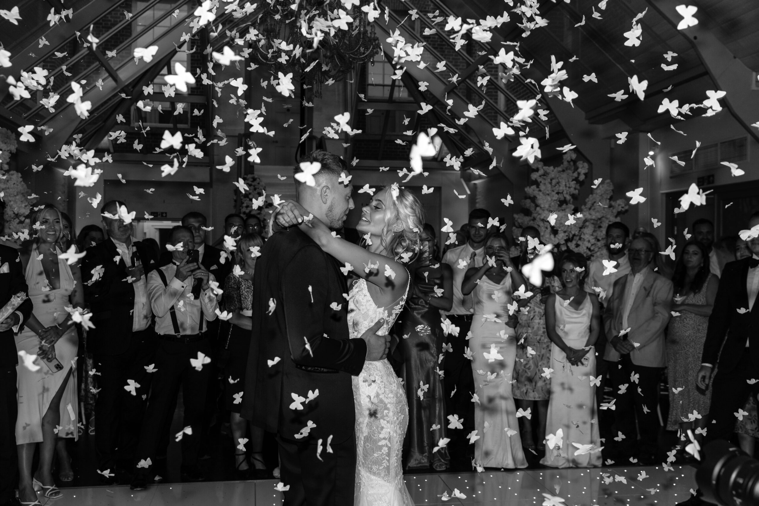 Confetti cannon for first dance in the Atrium