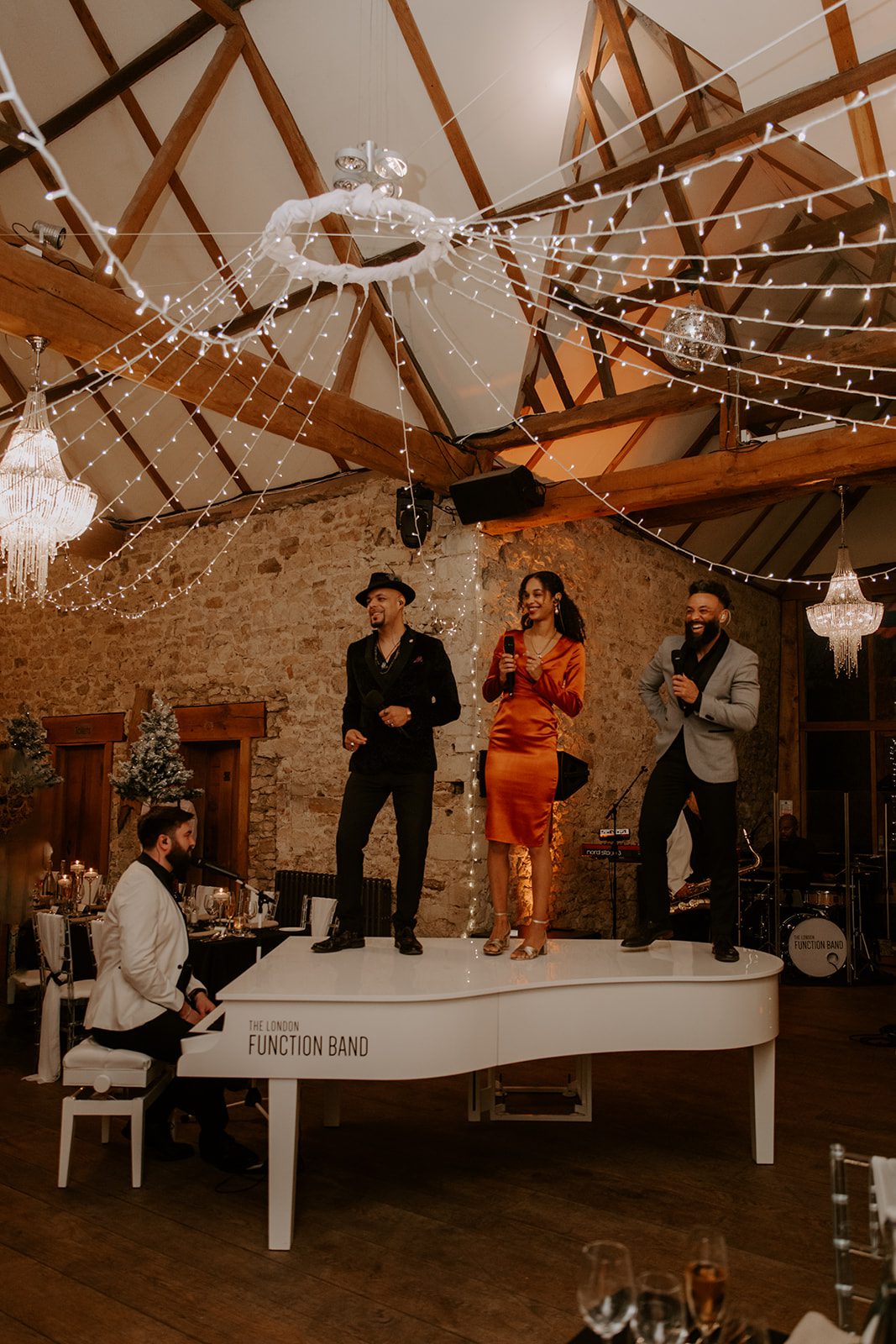 Party winter wedding venue in Buckinghamshire