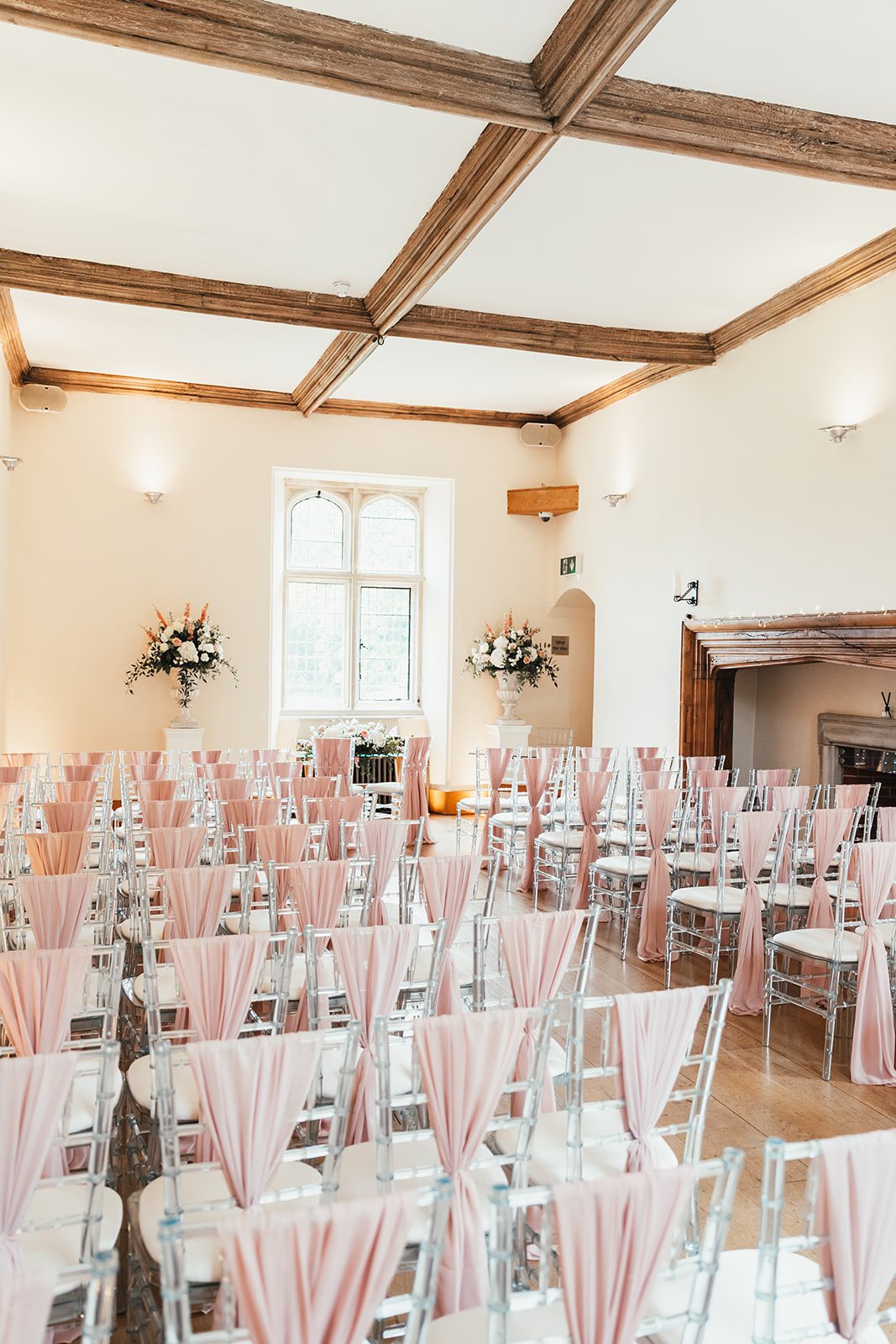 Abbots Hall wedding ceremony in Aylesbury