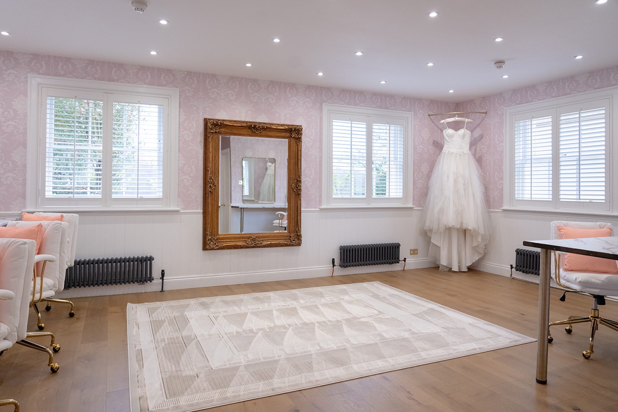 exclusive-use-Getting-ready-room-botleys-mansion-surrey